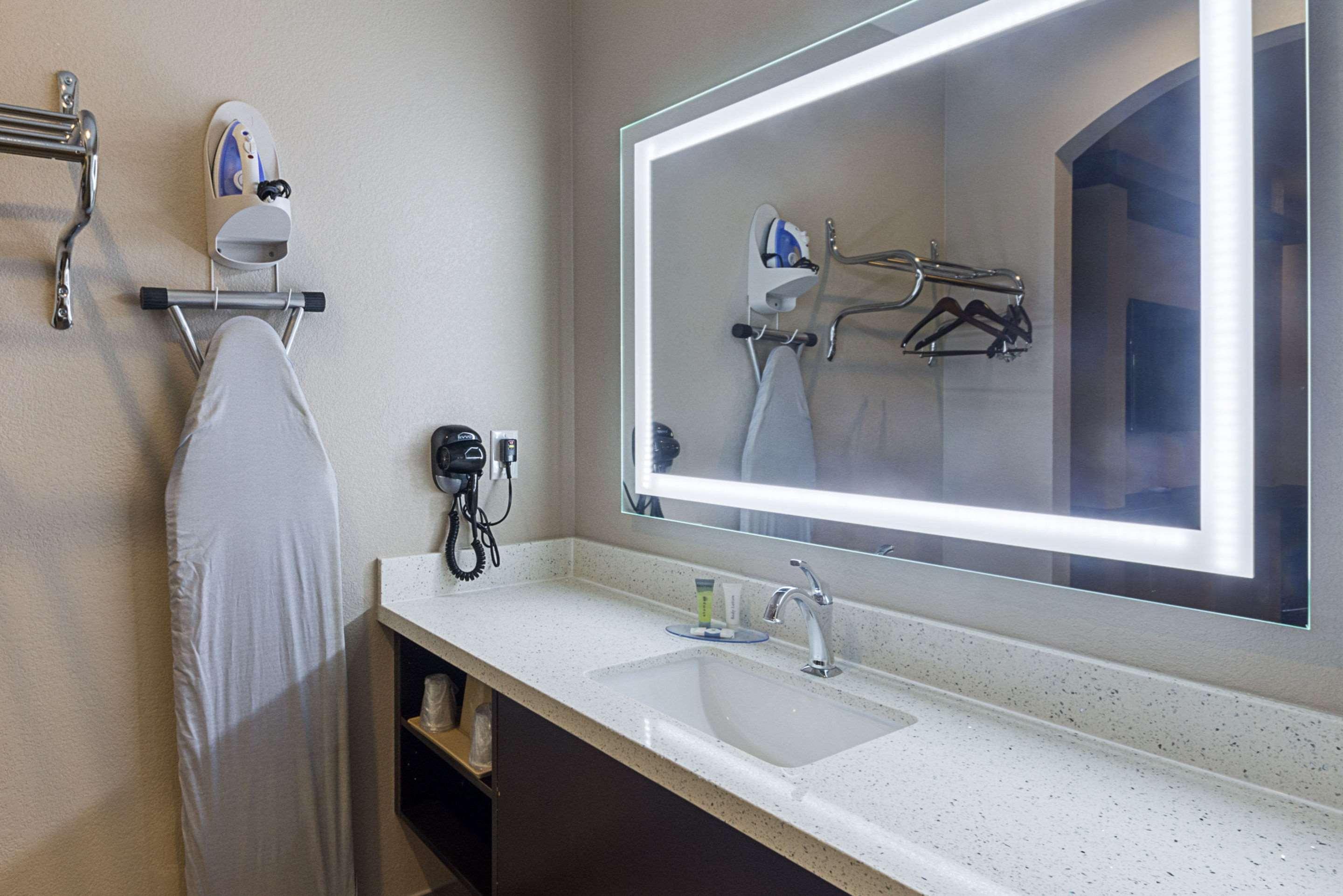 Econo Lodge Inn & Suites Houston Nw-Cy-Fair Jersey Village Exteriér fotografie