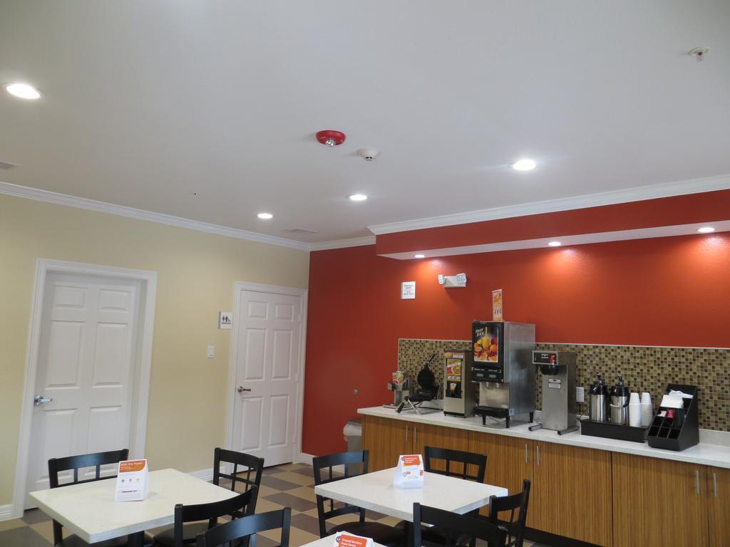 Econo Lodge Inn & Suites Houston Nw-Cy-Fair Jersey Village Exteriér fotografie