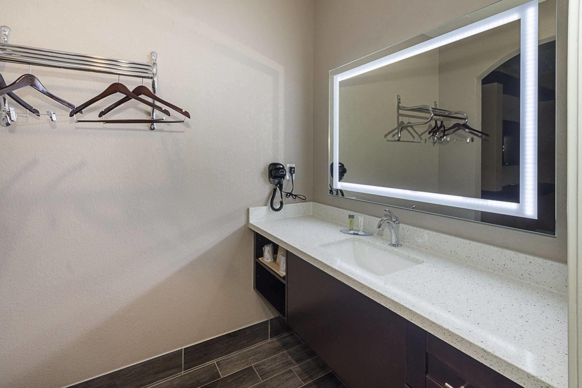 Econo Lodge Inn & Suites Houston Nw-Cy-Fair Jersey Village Exteriér fotografie